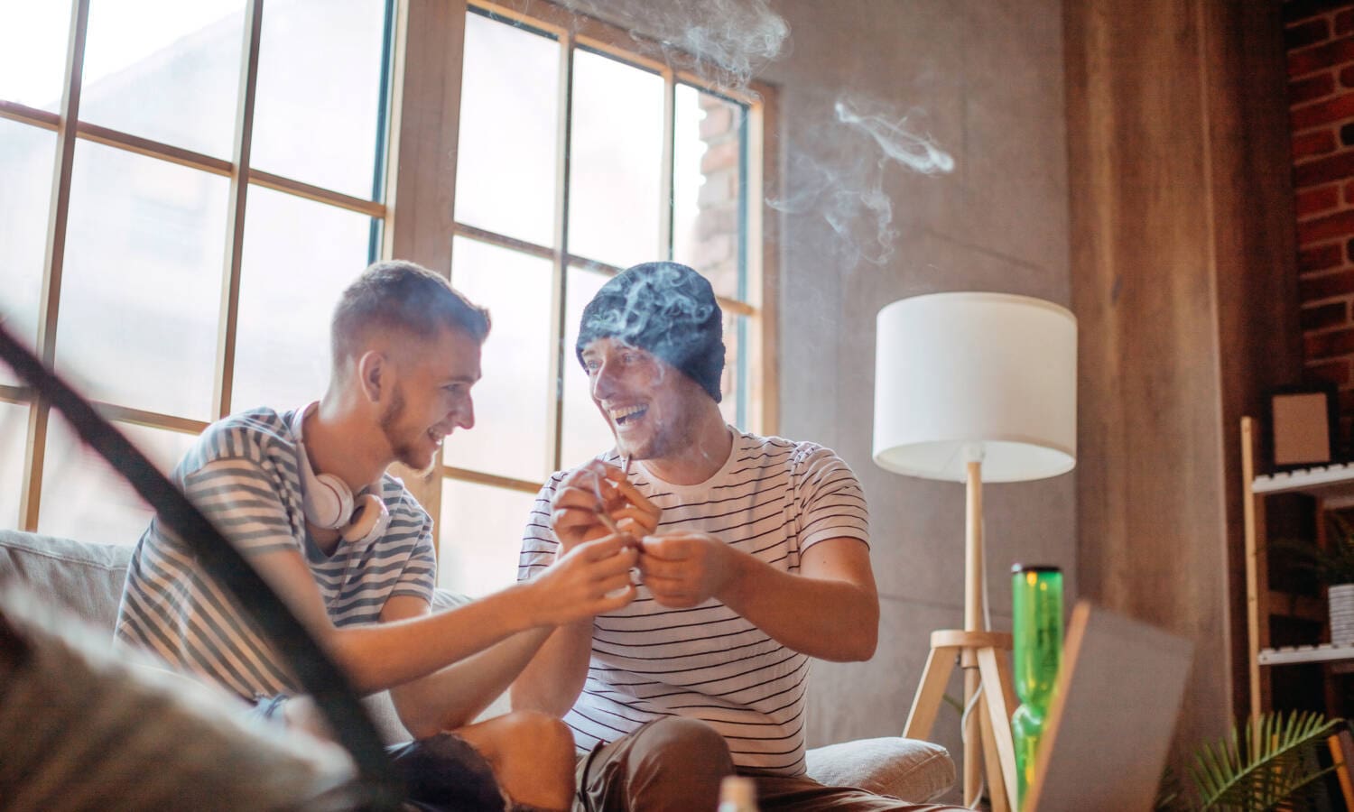 can-smoking-weed-change-who-you-are-as-a-person-here-s-what-experts